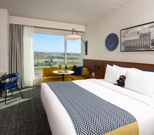 Santa Fe Trailhead room
